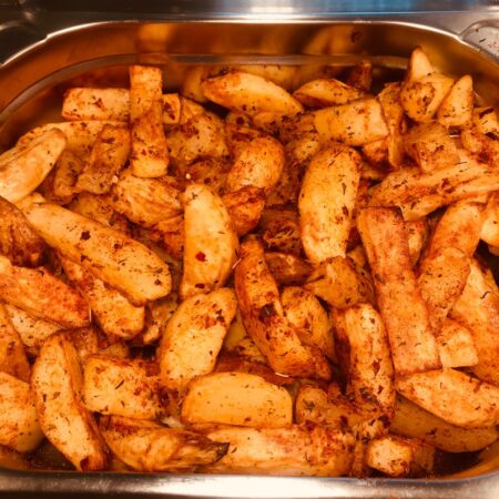 CARTOFI CU BOIA LA CUPTOR