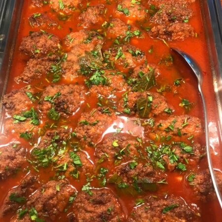 CHIFTELE MARINATE DIN CARNE DE PORC